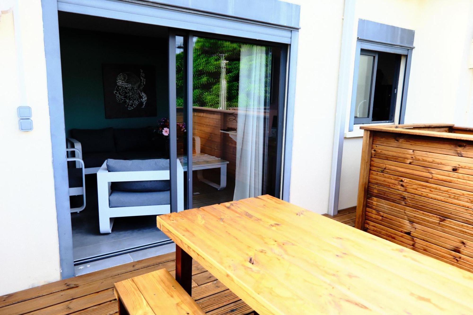 T3 - 100M2 - Residence Georgette Terre Sainte المظهر الخارجي الصورة
